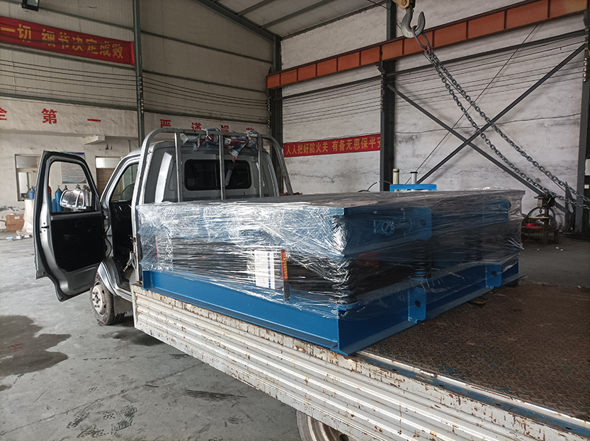 2mx2m振動平臺發(fā)貨